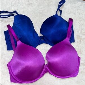 36D Victoria’s Secret lightly lined bra set